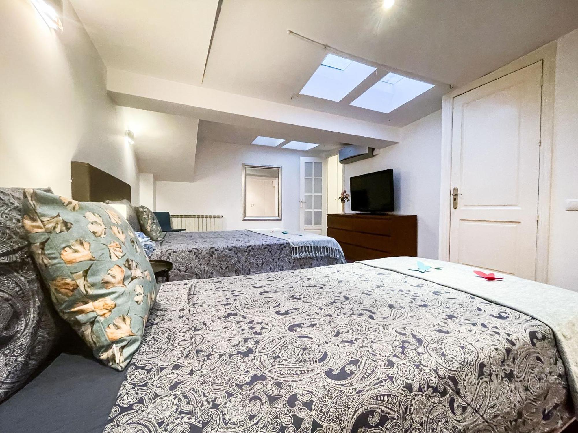 By Born Rooms Barcelona Bagian luar foto
